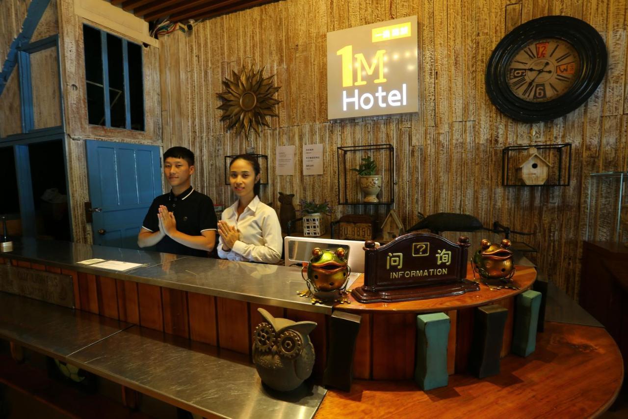 1M Hotel Vientiane Esterno foto