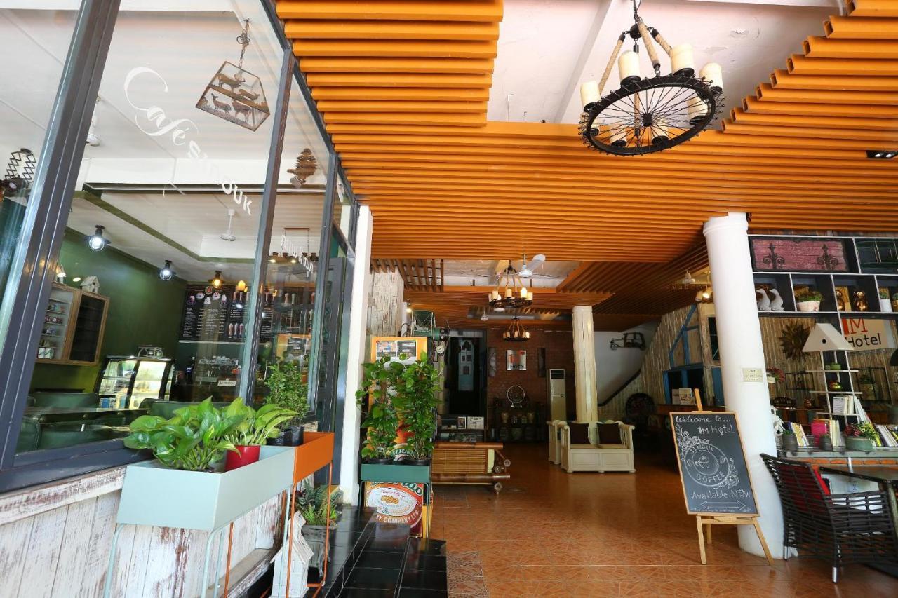 1M Hotel Vientiane Esterno foto